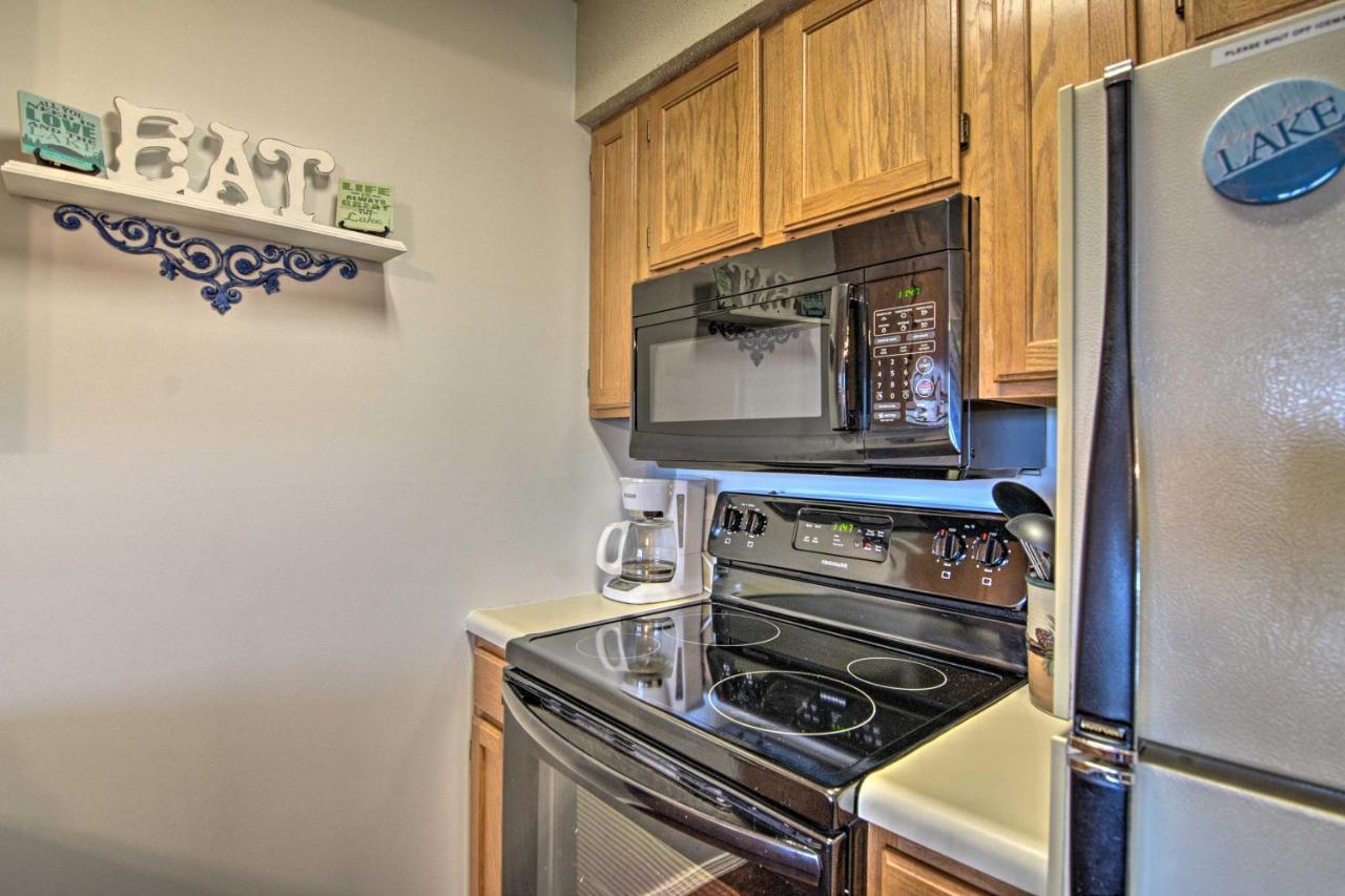 Reed Springs Condo With Furnished Deck And Pool Access Reeds Spring Exterior photo