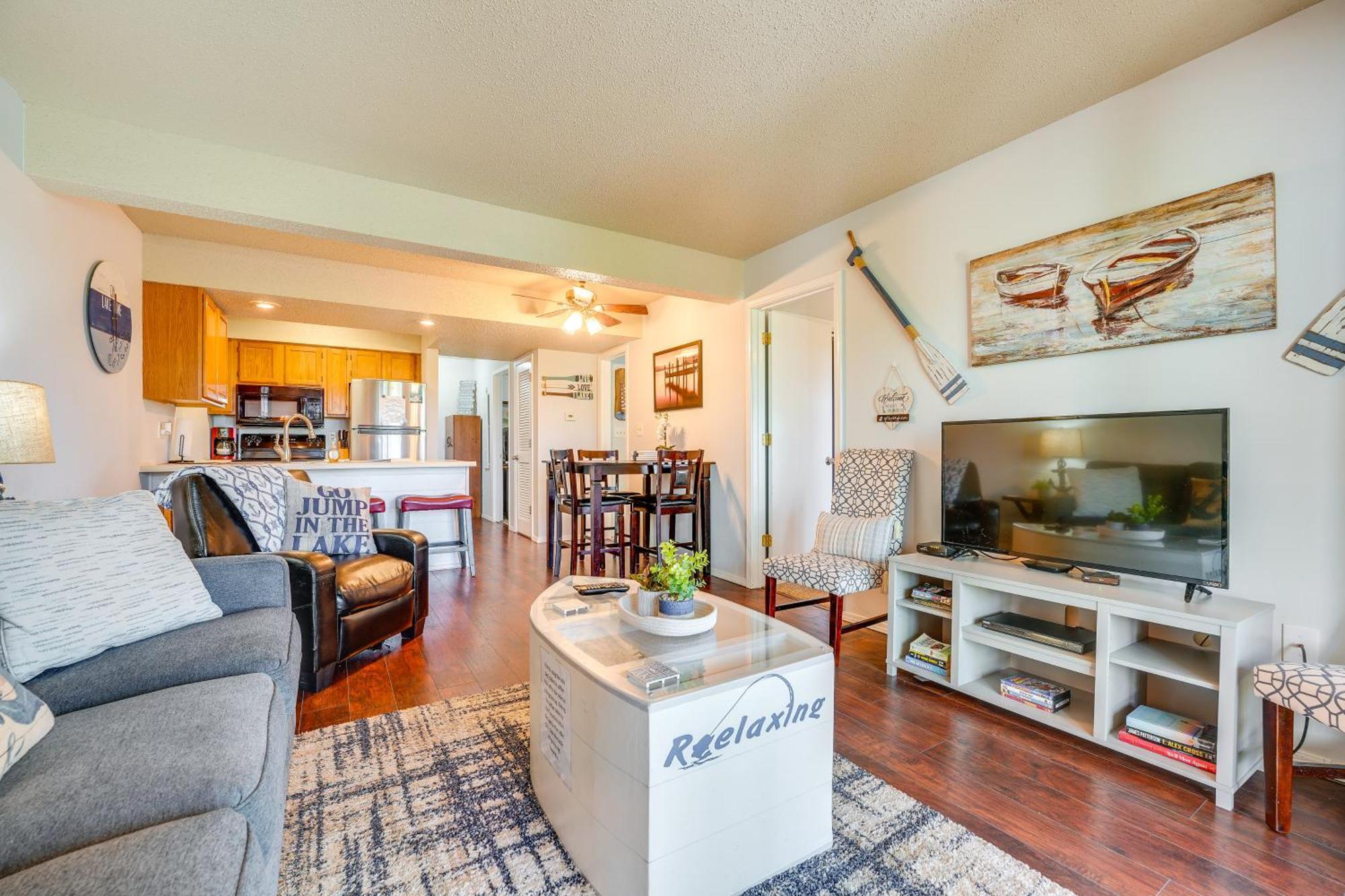 Reed Springs Condo With Furnished Deck And Pool Access Reeds Spring Exterior photo