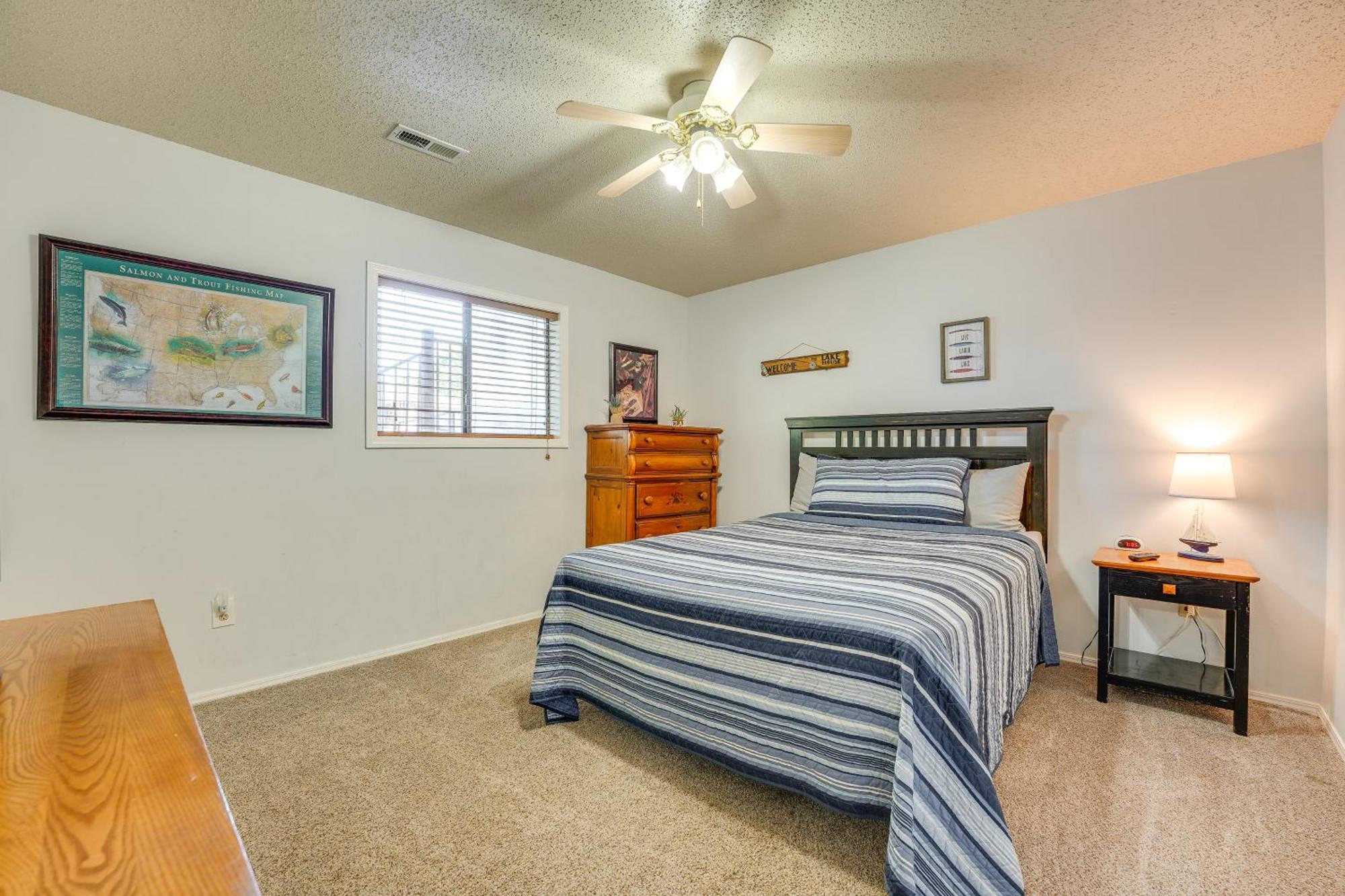 Reed Springs Condo With Furnished Deck And Pool Access Reeds Spring Exterior photo